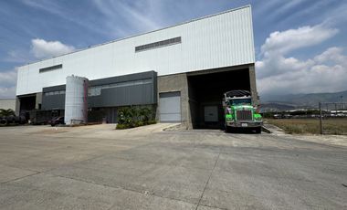 Bodega Alquilo En Conjunto Cerrado / Arroyohondo Yumbo / Área Total Construida 1.870 M2 $48.600.000