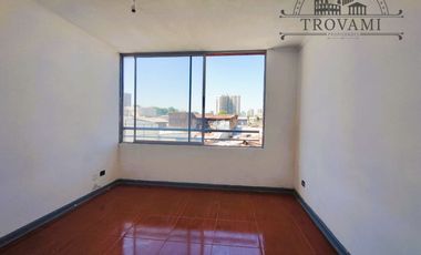 Venta lindo, luminoso y bien conservado departamento en 3er piso, 3 hab,2 baños