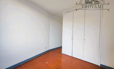 Venta lindo, luminoso y bien conservado departamento en 3er piso, 3 hab,2 baños