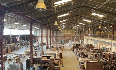 Bodega Vendo 11.500 m2, Con una área construida de 3.970 m2, $11.980 Millones