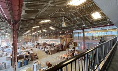 Bodega Vendo 11.500 m2, Con una área construida de 3.970 m2, $11.980 Millones