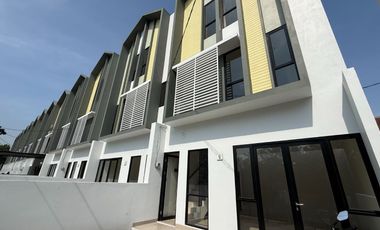 FreePPN Ruko 3 Lantai Lokasi Emas di Prima Harapan Regency, Selangkah dari Summarecon Bekasi