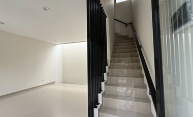 FreePPN Ruko 3 Lantai Lokasi Emas di Prima Harapan Regency, Selangkah dari Summarecon Bekasi