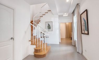 2 Storey House and Lot for Sale in Promenade, Sta.Rosa Laguna