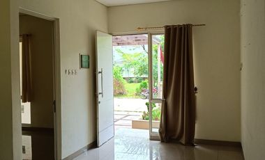 Disewakan Cepat Rumah 2 Lt di Cluster Samata Kota Harapan Indah, Bekasi