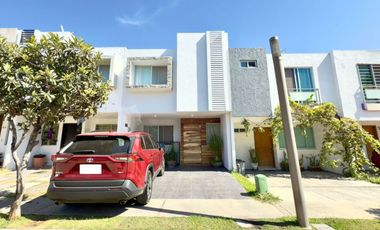HERMOSA CASA EN VILLAS DE SAN ISIDRO  ZAPOPAN