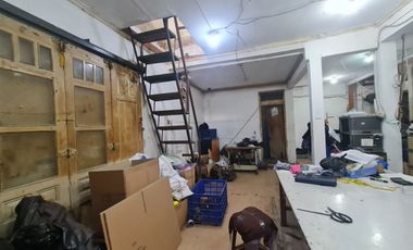 Rumah Tinggal strategis Berlokasi Di Tengah Kota, Bisa Untuk Usaha, Di Kembar, BKR, Bandung