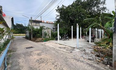 Rare find! Prime land perfect for investment or building a vacation home. Land for sale in Hua Hin Soi 18/1 — only 15 meters from the main road.
