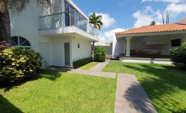 Residencia en Venta Fraccionamiento Las Brisas