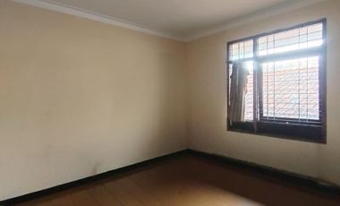 Rumah Semi Furnished Sawah Kurung – LT 228, Harga 3,5M!