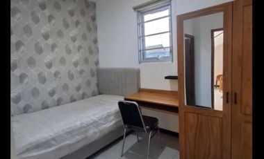 Investasi Kost Produktif! 12 Kamar Terisi Penuh di Area Premium Kampus UNS, Ngoresan, Jebres, Surakarta