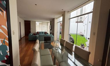 VENDO LINDA CASA EN CONDOMINIO DE 6 CASAS CERCA A REYNALDO VIVANCO Y PRECURSORES