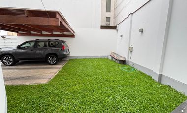 VENDO LINDA CASA EN CONDOMINIO DE 6 CASAS CERCA A REYNALDO VIVANCO Y PRECURSORES