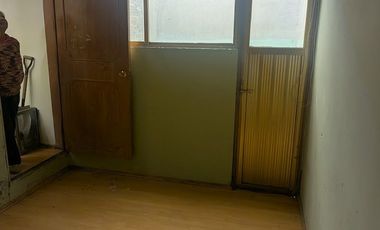 AMPLIA CASA CON 5 RECAMARAS CERCA DEL METRO CD AZTECA