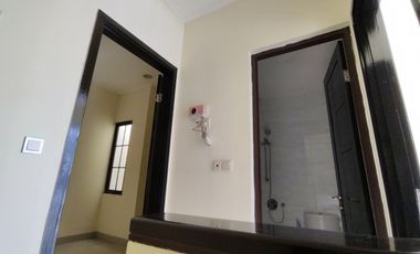 Rumah Green Lake City Minat Disewakan 4x12 Cluster East Asia Dengan 2 Kamar Tidur 2 Lantai Bangunan Dijamin Harga Termurah