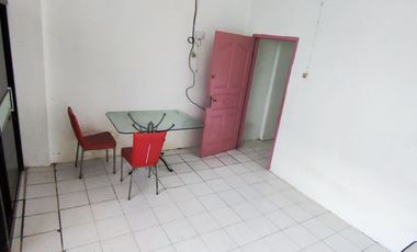Disewakan Rumah di Jelambar Barat Dekat Sekolah Mutiara Bangsa 3 Jelambar Ada 3 Kamar Tidur Harga Termurah