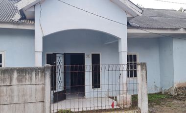 dijual murah rumah dengan luas tanah 200 m² di Talang Jambe