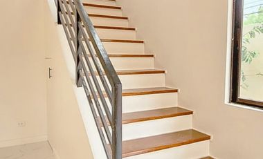 BFISHAI, BF Homes, Las Piñas – Duplex House