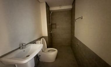 Premium Studio for Rent w/ Parking at The Connor Greenhills