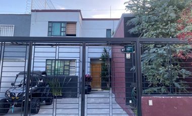 Casa en Venta en Jardines Alcalde, Guadalajara, Jal