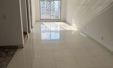 Casa en venta en Jardines del Sol, Zapopan