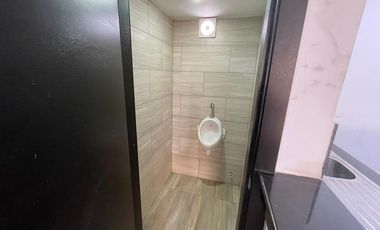 Venta de Casa remodelada de 2 pisos + terraza en ciudadela  Las Orquideas norte de Guayaquil