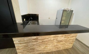 Venta de Casa remodelada de 2 pisos + terraza en ciudadela  Las Orquideas norte de Guayaquil