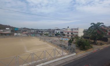 Venta de Casa remodelada de 2 pisos + terraza en ciudadela  Las Orquideas norte de Guayaquil