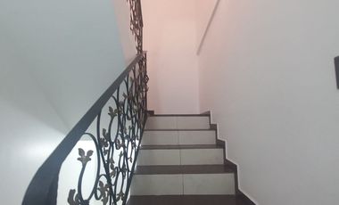 Venta de Casa remodelada de 2 pisos + terraza en ciudadela  Las Orquideas norte de Guayaquil