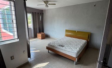 VENDO CASA AMPLIADA EN PUENTE MORENO EN PRIMERA SECCION