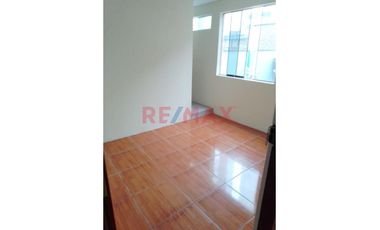 Oportunidad con 30 mil dólares de inicial + banco. Venta linda Casa con 7 Dptos En San Juan De Miraflores – Ideal Para Vivienda O Inversión.