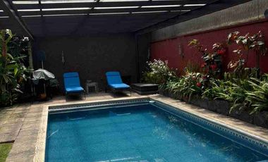 Amplia casa sola en calle Santa Clara, San Cristobal.