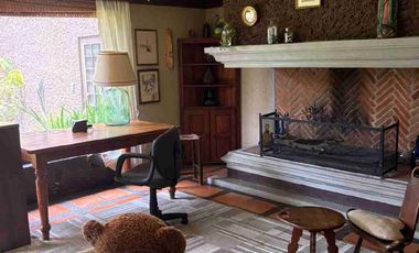 Amplia casa sola en calle Santa Clara, San Cristobal.