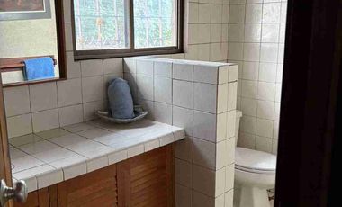 Amplia casa sola en calle Santa Clara, San Cristobal.