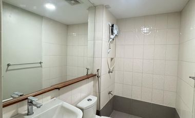 12M 3-Storey House w/ Breathtaking view for sale!!!- JCR04