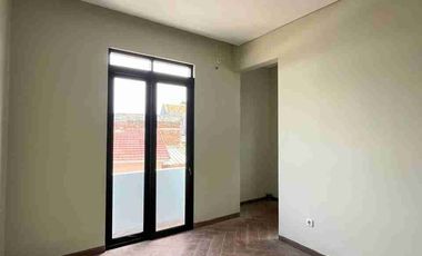 Hunian 2lt Desain Japanese Cihanjuang