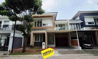 Disewakan Rumah Luas Di Area Premium Kebayoran Bintaro Jaya Sektor 7 Tangsel