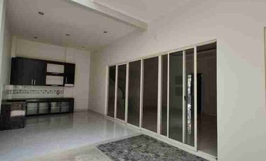 Disewakan Rumah Luas Di Area Premium Kebayoran Bintaro Jaya Sektor 7 Tangsel