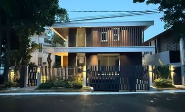 HILLSBOROUGH 4 Bedrooms Fully Furnished House and Lot for ale in Muntinlupa City