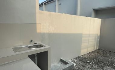 Dijual Disewakan Rumah 2 Lantai Alana Regency Tambak Oso, Sidoarjo