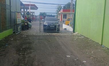 JUAL Tanah + 3 Gudang + Alfamart (aktif)  Raya Dawar Blandong Desa Sawen Kedamean - Gresik