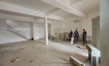 Dijual Rumah Strategis di Pusat Kota Tasikmalaya Cocok untuk Hunian & Kantor