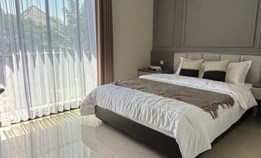 Rumah 3 Lantai Full Furnished lingkungan nyaman di Sidoarjo