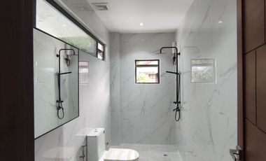 Move-In Ready 3-Storey Home with 4BR, Entertainment Area and Parking in Taytay, Rizal for Sale