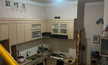 Dijual rumah cluster 2 lantai di perumahan aur kuning, simpang tiga, bukit raya, Pekanbaru. Semi Furnished, security 24 jam