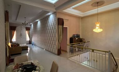 Dijual rumah cluster 2 lantai di perumahan aur kuning, simpang tiga, bukit raya, Pekanbaru. Semi Furnished, security 24 jam