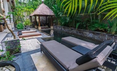 FOR SALE VILLA PREMIUM LOCATION  WALKING NEAR BEACH SEMINYAK