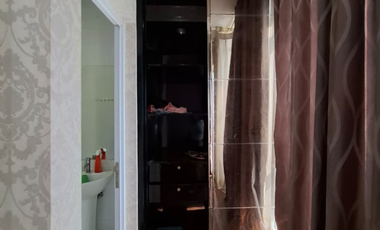Turun Harga! Rumah Golf Lake Pine Hills 2 Lantai, Full Fasilitas, Dekat Bandara!