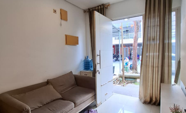 Turun Harga! Rumah Golf Lake Pine Hills 2 Lantai, Full Fasilitas, Dekat Bandara!