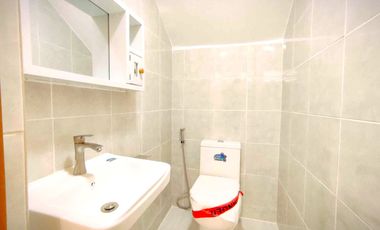 GLAMOROUS MODERN DESIGN TWO STOREY HOUSE FOR SALE IN PARANAQUE